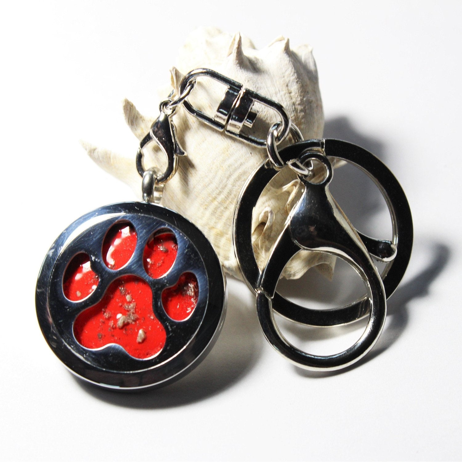The Paw Pendant