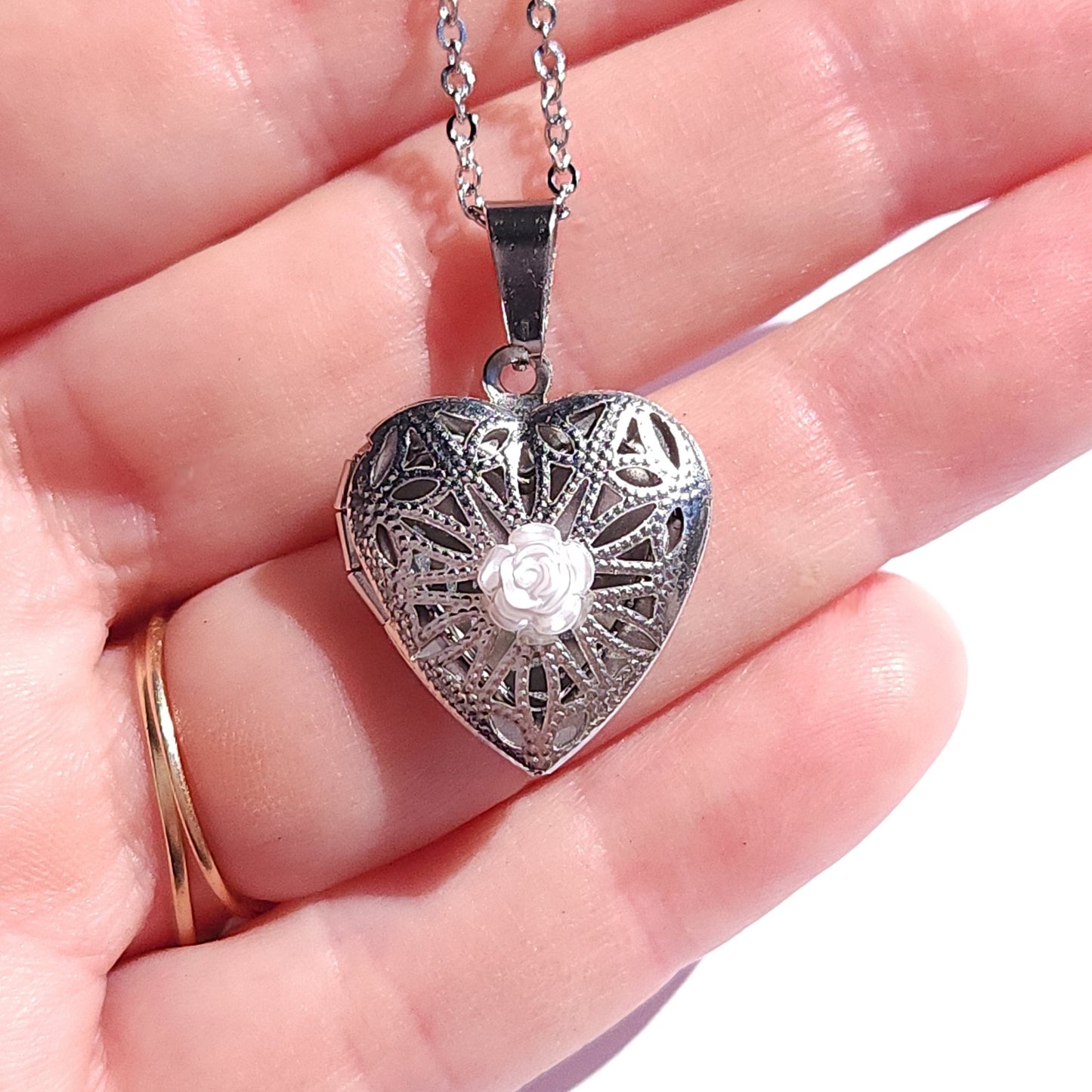 Heart of Remembrance Cremation Pendant - White Rose