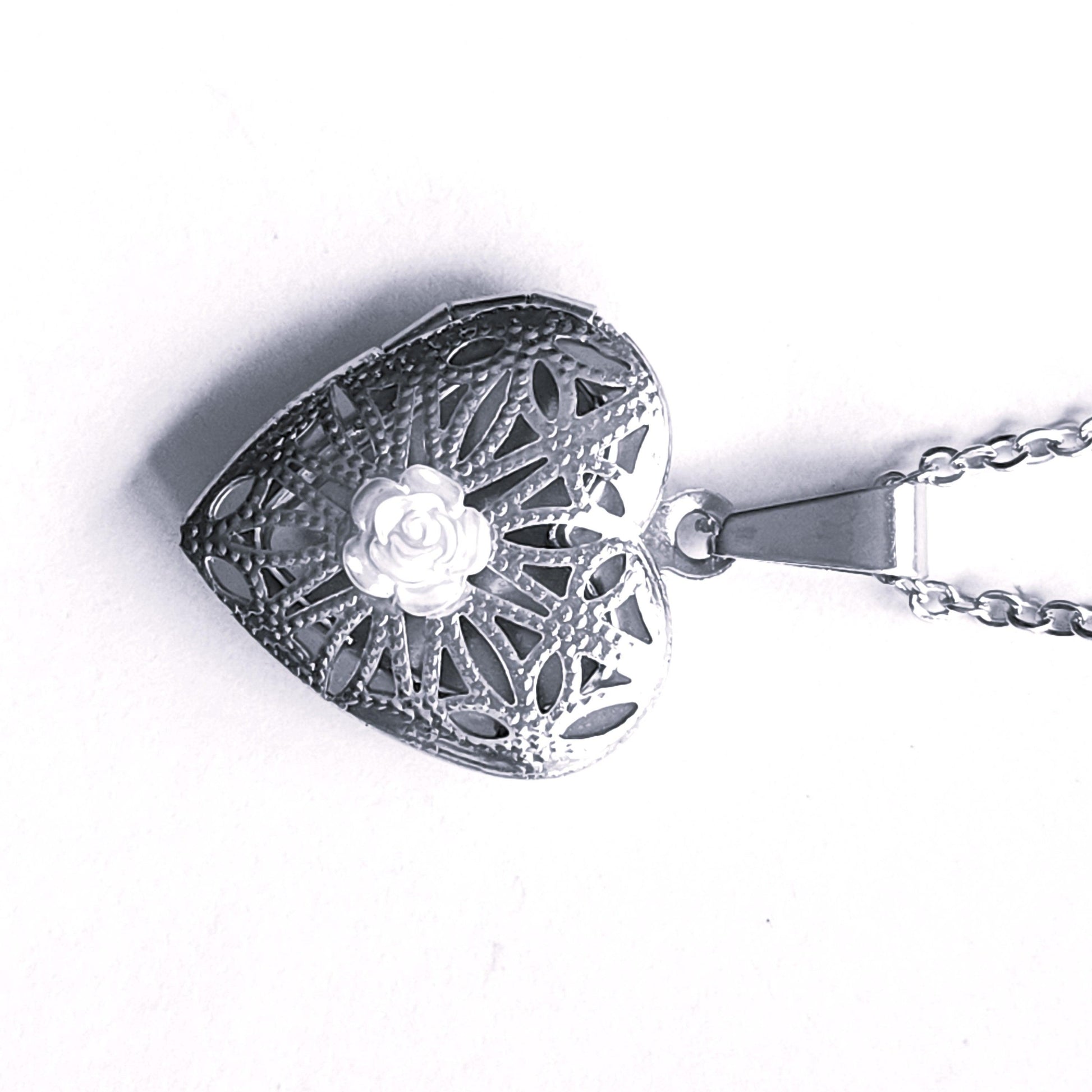 Heart of Remembrance Cremation Pendant - White Rose